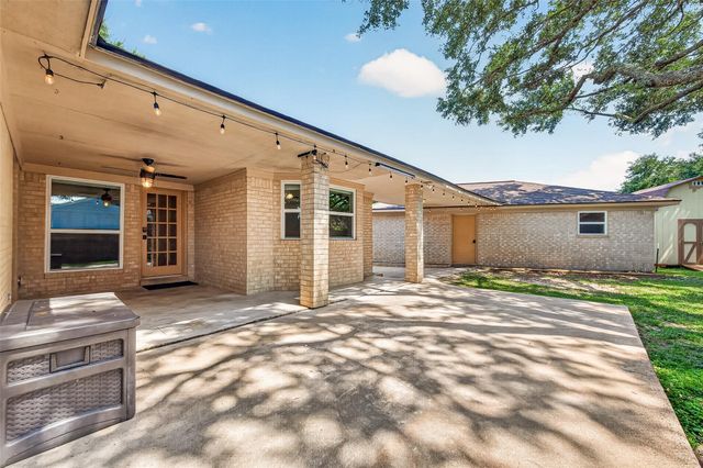 2014 Franklin Circle, Rosenberg, TX 77471
