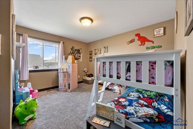 3749 BEARTOOTH LOOP, Spearfish, SD 57783