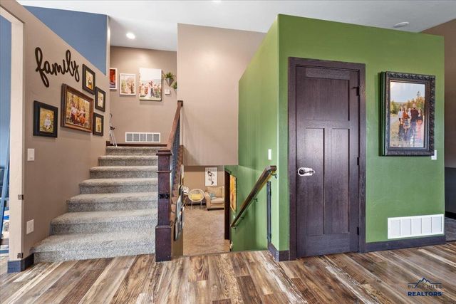 3749 BEARTOOTH LOOP, Spearfish, SD 57783