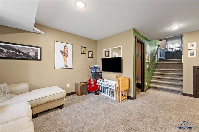 3749 BEARTOOTH LOOP, Spearfish, SD 57783