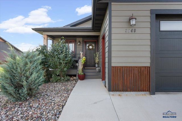 3749 BEARTOOTH LOOP, Spearfish, SD 57783