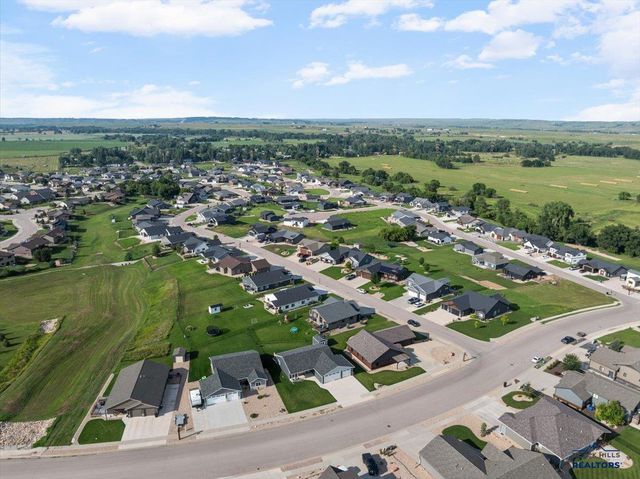 3749 BEARTOOTH LOOP, Spearfish, SD 57783