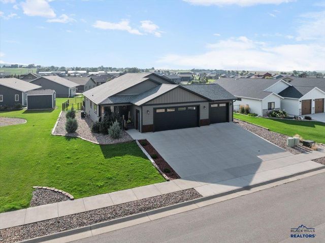 3749 BEARTOOTH LOOP, Spearfish, SD 57783