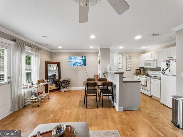490 Barnett Shoals Road 526, Athens, GA 30605
