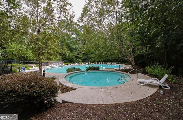 490 Barnett Shoals Road 526, Athens, GA 30605