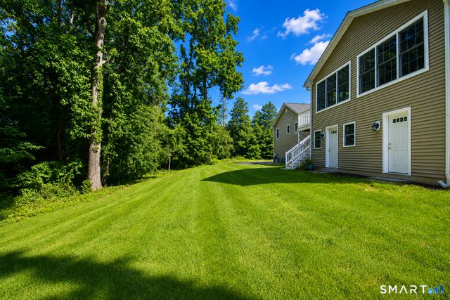 325 Manley Heights Road, Orange, CT 06477