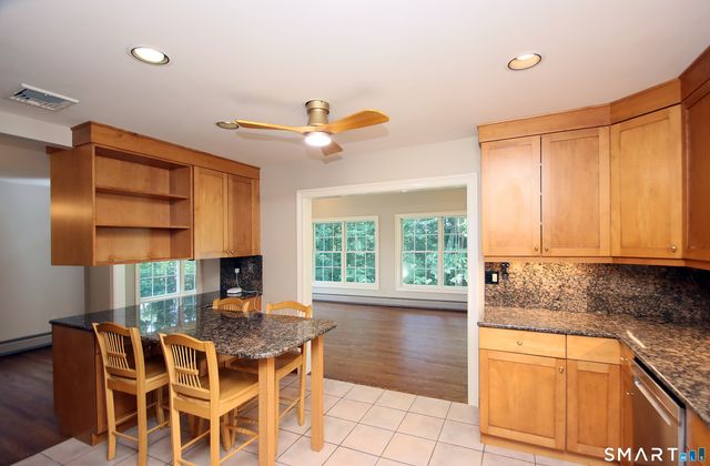 325 Manley Heights Road, Orange, CT 06477