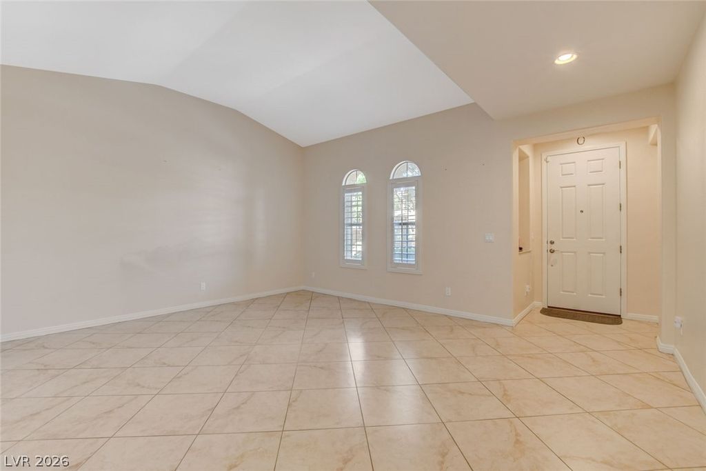 3809 Moonshine Falls Avenue, North Las Vegas, NV 89085 — photo 5