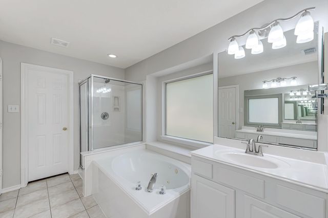 22 English Lavender Place, The Woodlands, TX 77382