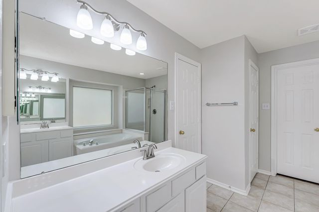 22 English Lavender Place, The Woodlands, TX 77382