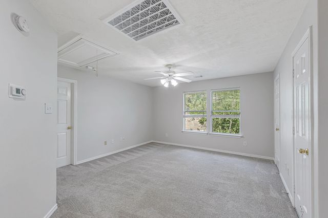 22 English Lavender Place, The Woodlands, TX 77382