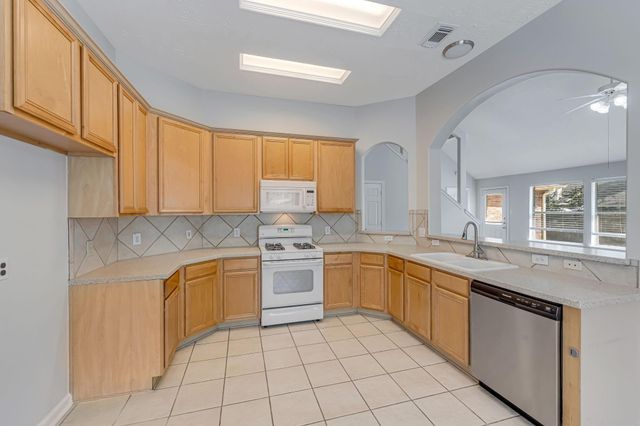 22 English Lavender Place, The Woodlands, TX 77382