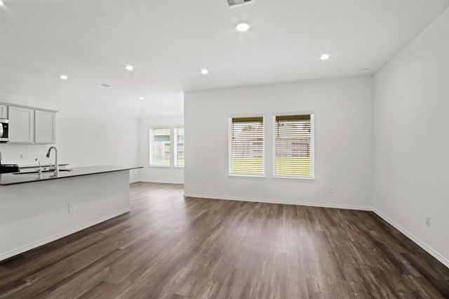 14207 Yellow Jacket Ct, Willis, TX 77318
