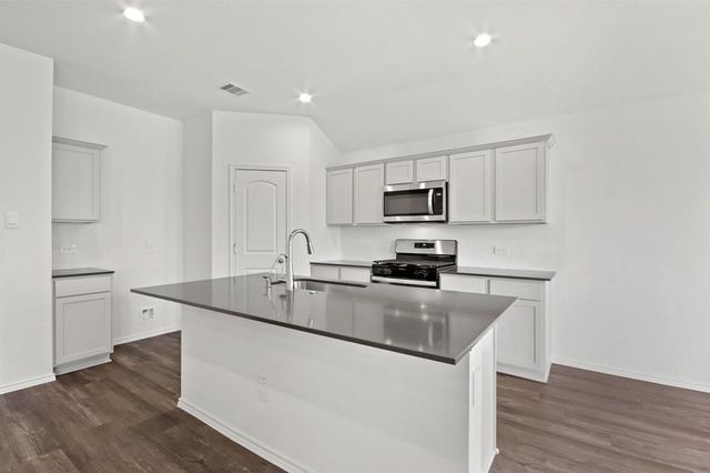 14207 Yellow Jacket Ct, Willis, TX 77318
