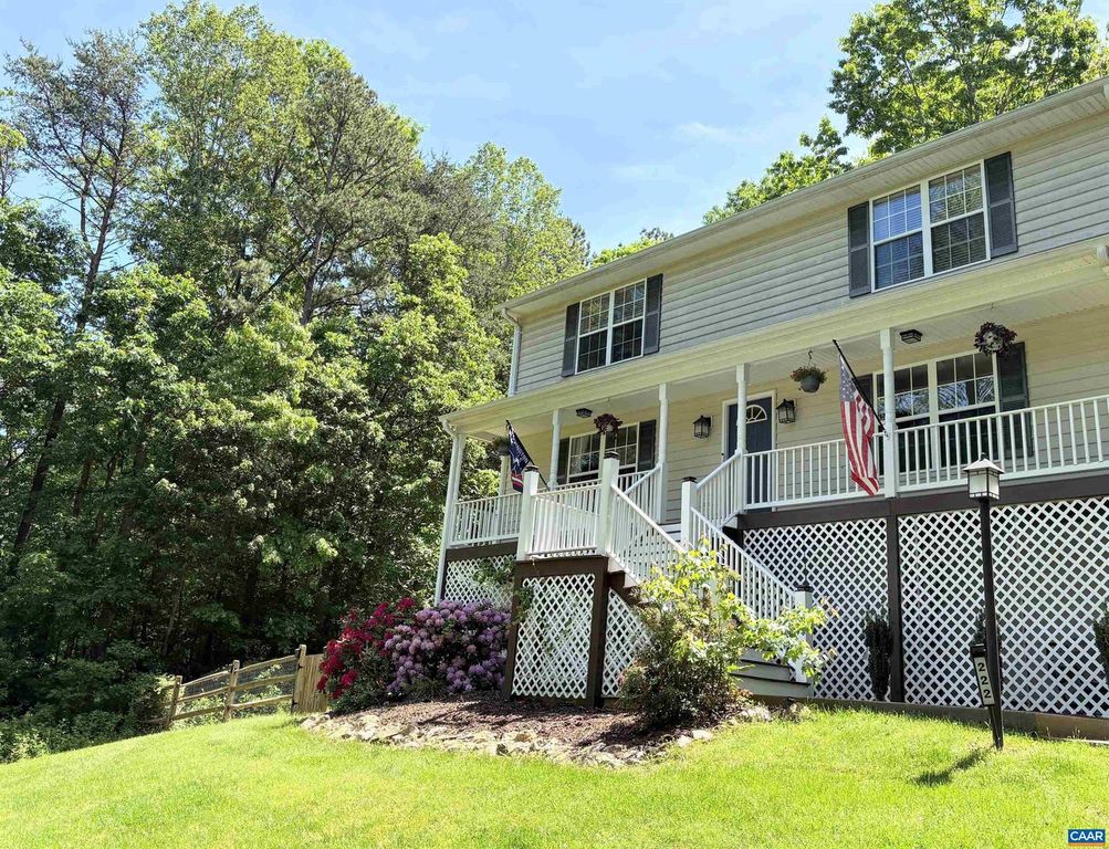 222 WHITE CEDAR RD, Barboursville, VA 22923