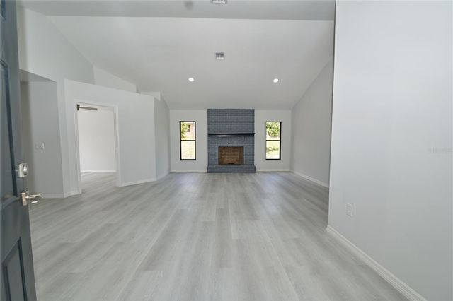 119 RIDGECREST DRIVE, Eustis, FL 32726