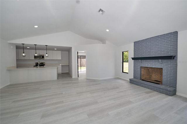 119 RIDGECREST DRIVE, Eustis, FL 32726