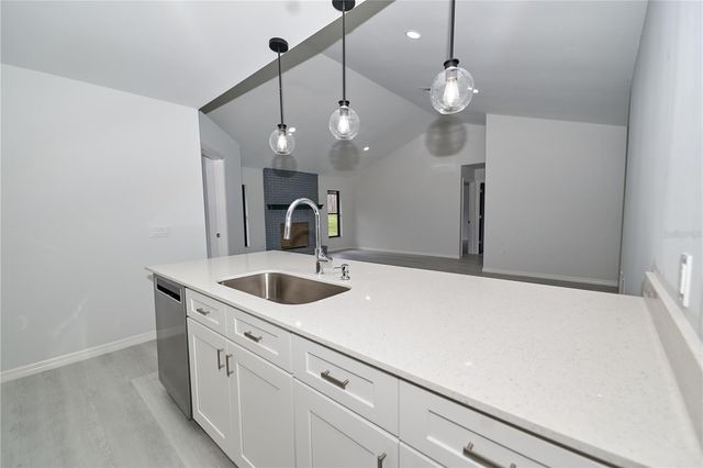 119 RIDGECREST DRIVE, Eustis, FL 32726