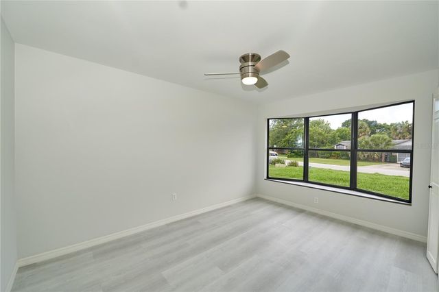 119 RIDGECREST DRIVE, Eustis, FL 32726