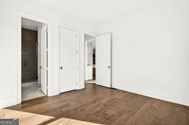 102 King Street, Roswell, GA 30075