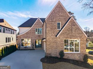 102 King Street, Roswell, GA 30075