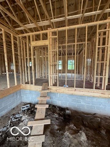 1606 Sutton Street, Alexandria, IN 46001