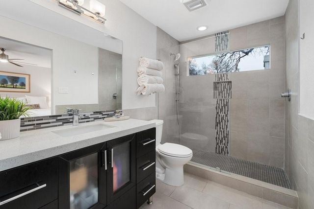 2507 Quarry RD E, Austin, TX 78703