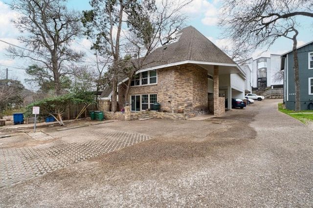 2507 Quarry RD E, Austin, TX 78703