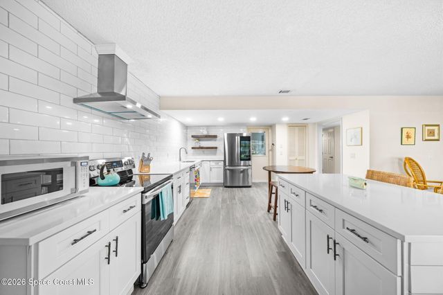 631 Desoto Lane, Indian Harbour Beach, FL 32937