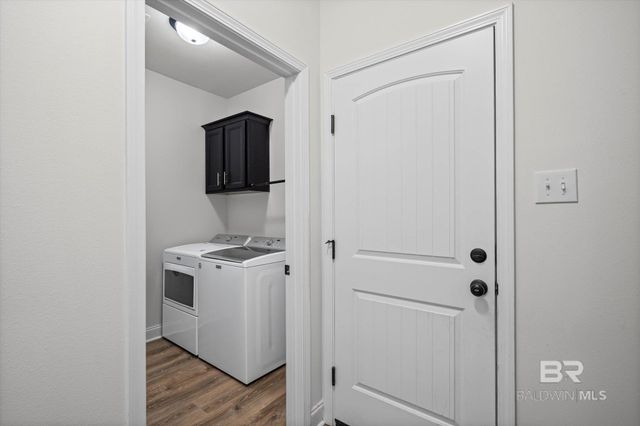 583 Crackwillow Avenue, Fairhope, AL 36532