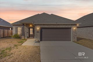 583 Crackwillow Avenue, Fairhope, AL 36532