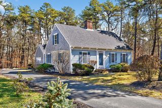 54 Marthas Ln, Harwich, MA 02645