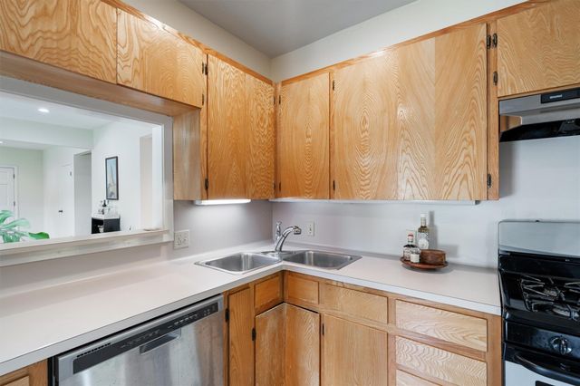 2116 Glendale PL, Austin, TX 78704