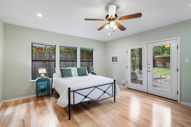 2116 Glendale PL, Austin, TX 78704