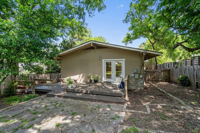 2116 Glendale PL, Austin, TX 78704