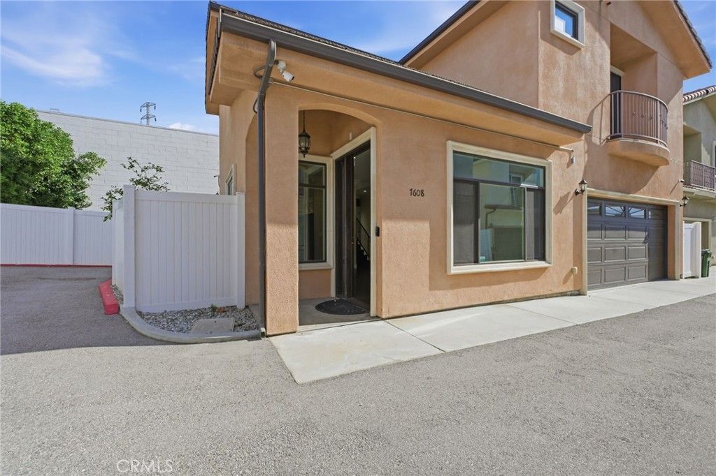 7608 Ani Way, North Hollywood, CA 91605 — photo 4