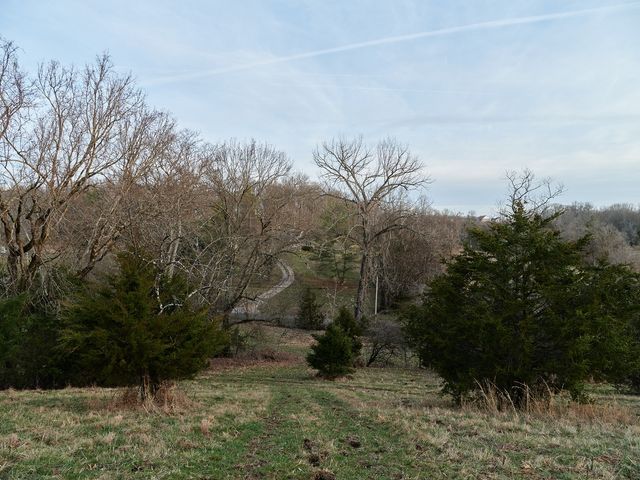 1462 Old Highway 99, Columbia, TN 38401