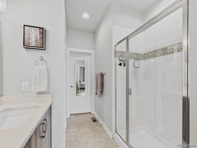 7282 W Virginia Avenue, Lakewood, CO 80226