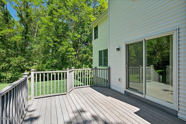 640 Grooms Road, Clifton Park, NY 12065