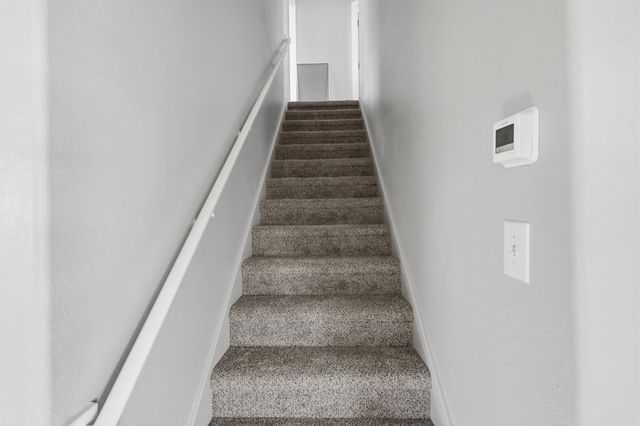 11 Alamosa Loop, Los Lunas, NM 87031