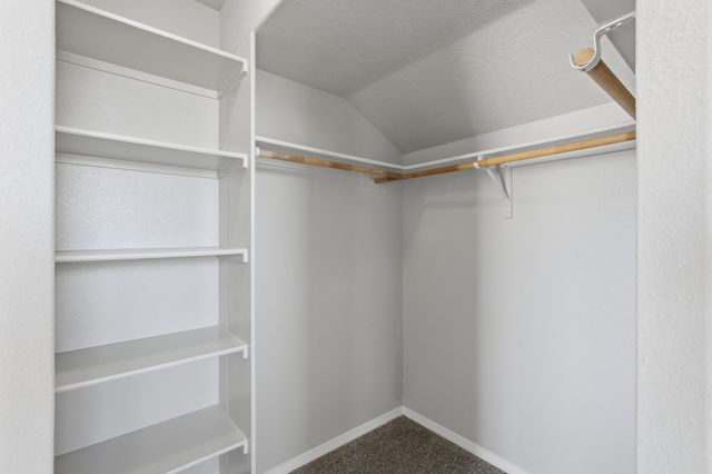 11 Alamosa Loop, Los Lunas, NM 87031