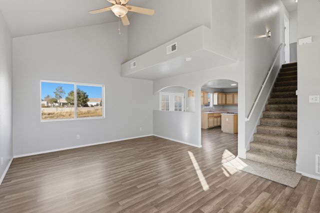 11 Alamosa Loop, Los Lunas, NM 87031