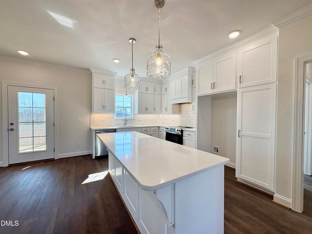 7515 Sweetwater Drive, Nashville, NC 27856