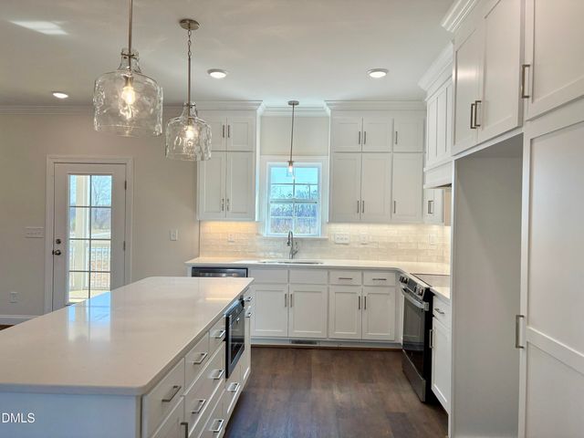 7515 Sweetwater Drive, Nashville, NC 27856