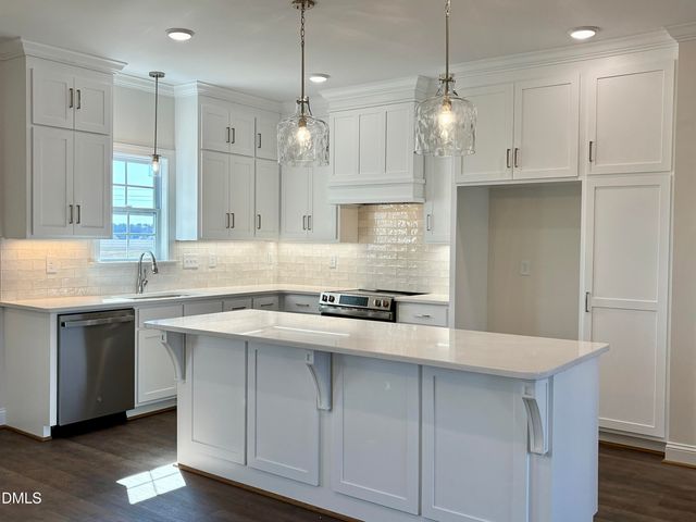 7515 Sweetwater Drive, Nashville, NC 27856