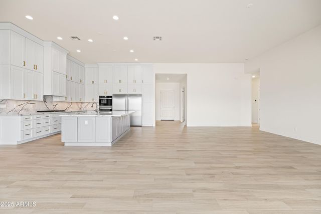 9248 W LIMESTONE MOUNTAIN Drive, Casa Grande, AZ 85194