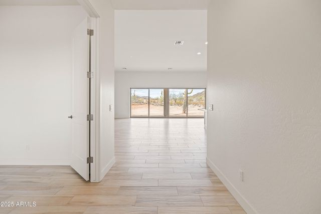 9248 W LIMESTONE MOUNTAIN Drive, Casa Grande, AZ 85194