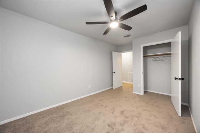 719 Crestwood Lane, Missouri City, TX 77489