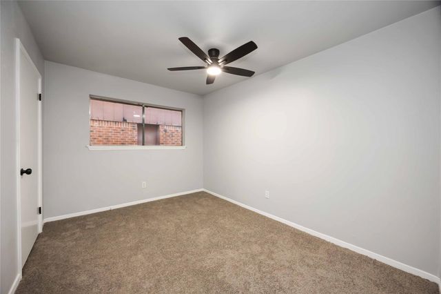 719 Crestwood Lane, Missouri City, TX 77489