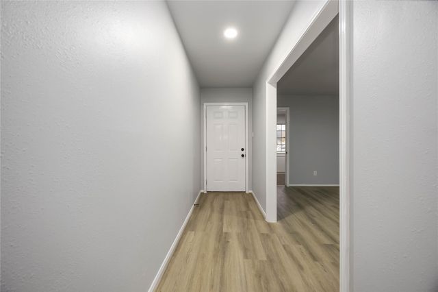 719 Crestwood Lane, Missouri City, TX 77489